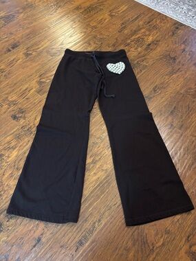 Twisted Heart Sweatpants NWOT size L brown with white bead heart no flaws MINT